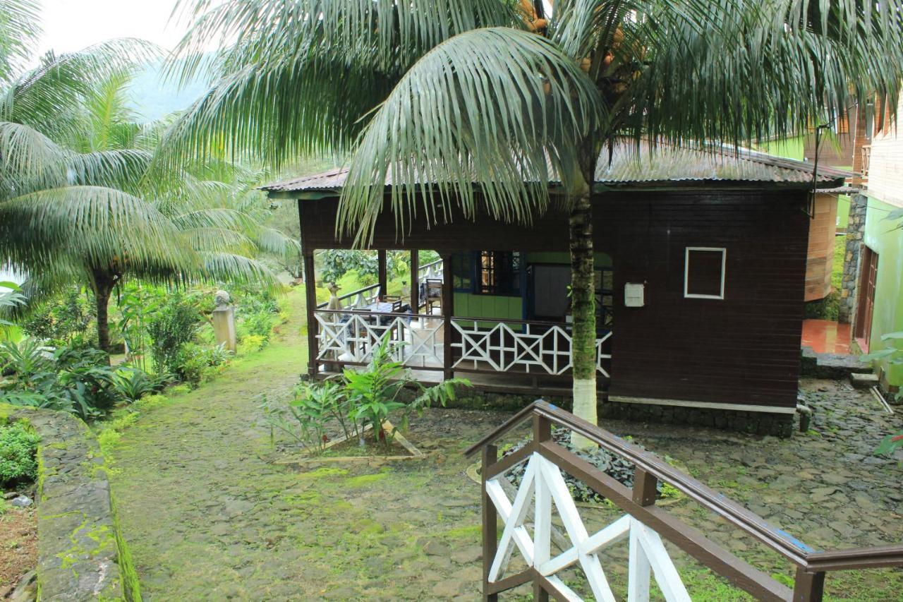 Mionga Hotel Santa Cruz Exterior photo